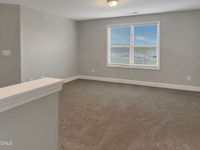 14 National Drive, Clayton, NC 27527