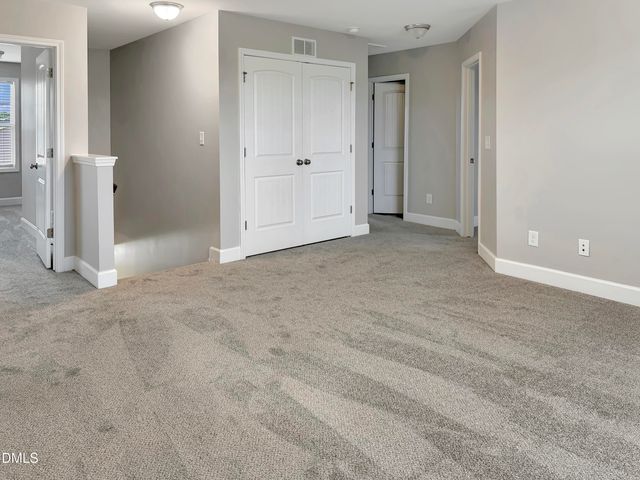 14 National Drive, Clayton, NC 27527