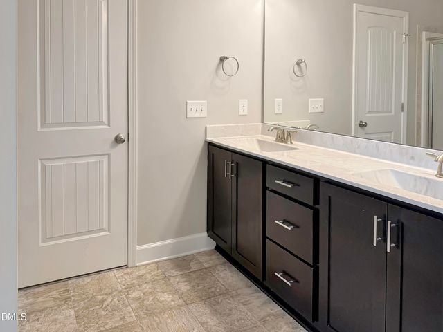 14 National Drive, Clayton, NC 27527