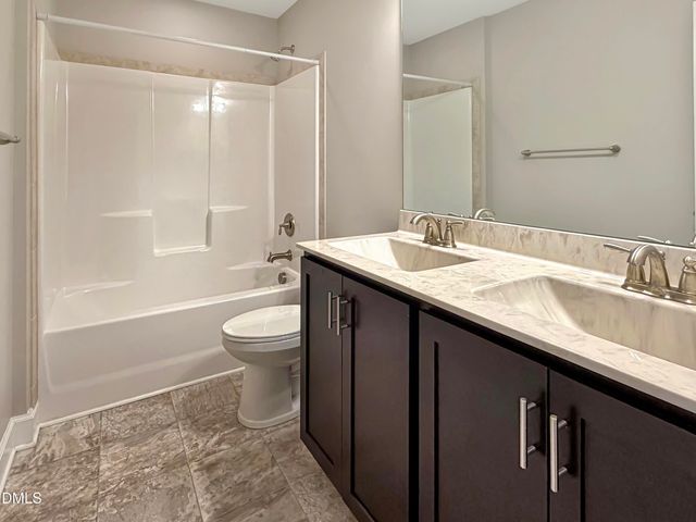 14 National Drive, Clayton, NC 27527