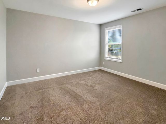 14 National Drive, Clayton, NC 27527