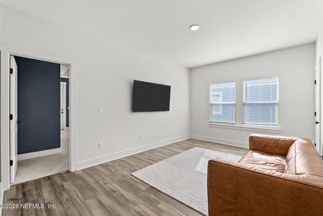 9989 ELEMENT Road, Jacksonville, FL 32256
