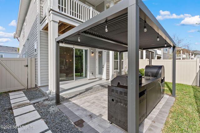 9989 ELEMENT Road, Jacksonville, FL 32256