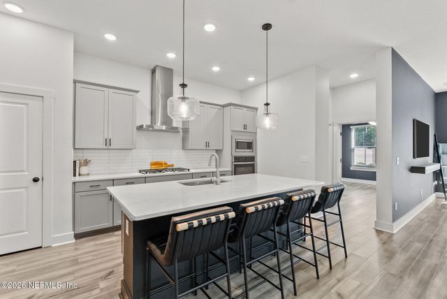 9989 ELEMENT Road, Jacksonville, FL 32256