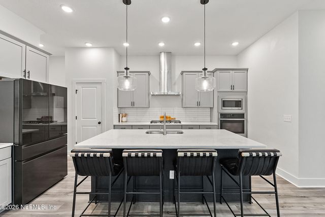 9989 ELEMENT Road, Jacksonville, FL 32256