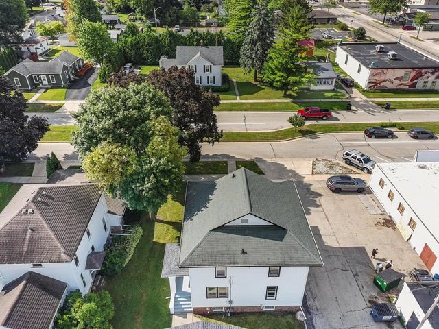 210 E Walworth STREET, Elkhorn, WI 53121