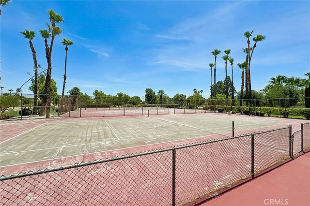 1462 Sunflower Circle N, Palm Springs, CA 92262