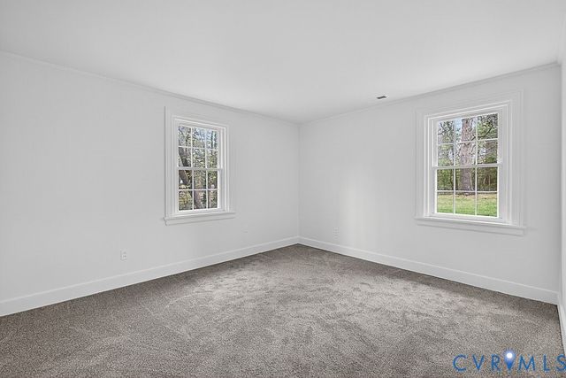 100 Hickory Dr, Manakin Sabot, VA 23103