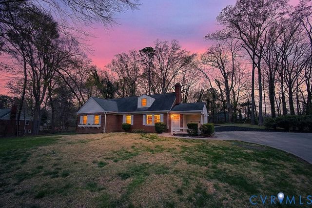 100 Hickory Dr, Manakin Sabot, VA 23103