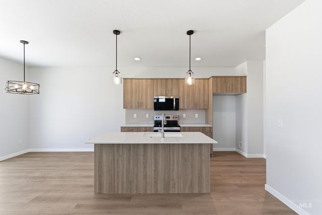 2063 S Summerson Way, Meridian, ID 83642