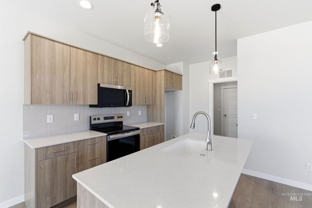2063 S Summerson Way, Meridian, ID 83642
