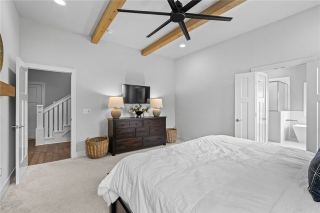 6416 S 62nd Street, Rogers, AR 72758
