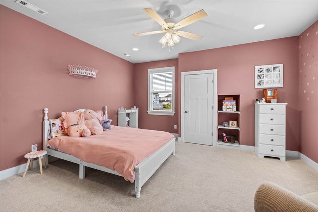 6416 S 62nd Street, Rogers, AR 72758