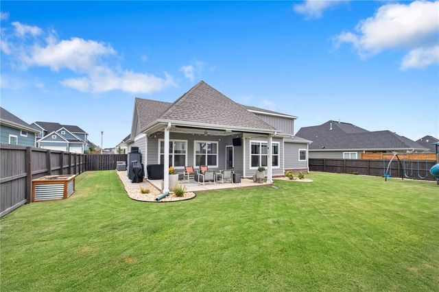 6416 S 62nd Street, Rogers, AR 72758