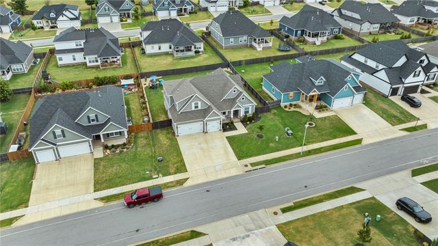 6416 S 62nd Street, Rogers, AR 72758