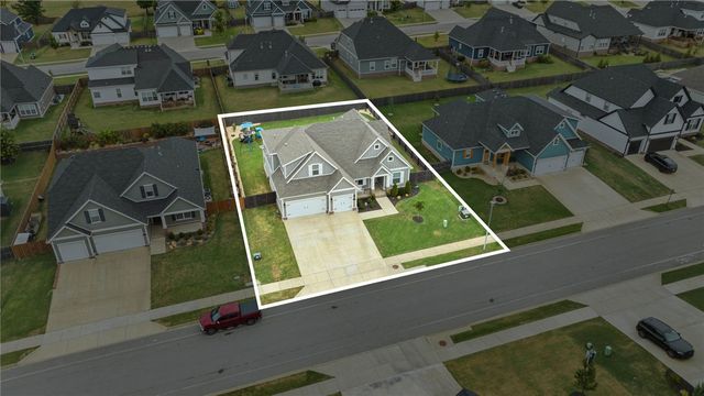 6416 S 62nd Street, Rogers, AR 72758
