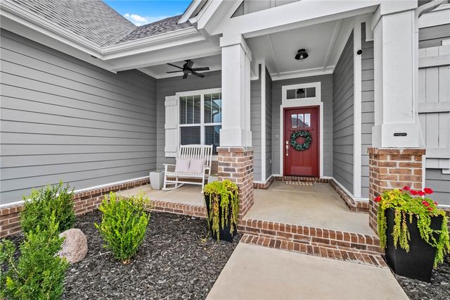6416 S 62nd Street, Rogers, AR 72758