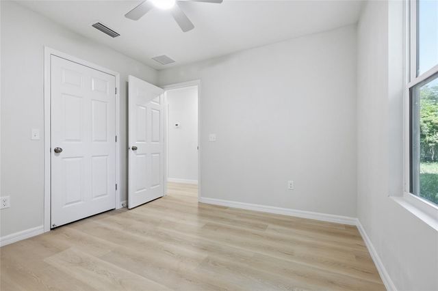 925 NE 19TH STREET, Gainesville, FL 32641