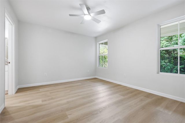 925 NE 19TH STREET, Gainesville, FL 32641