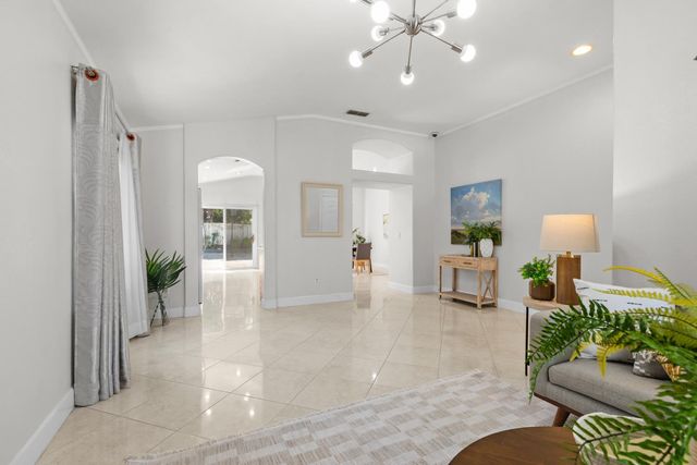 6616 Eskridge Way, Elk Grove, CA 95758