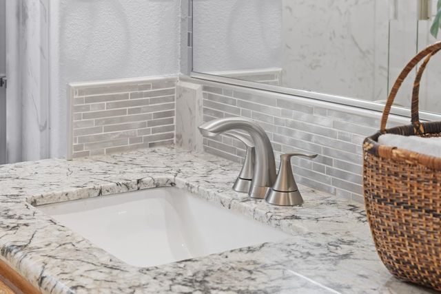 6616 Eskridge Way, Elk Grove, CA 95758