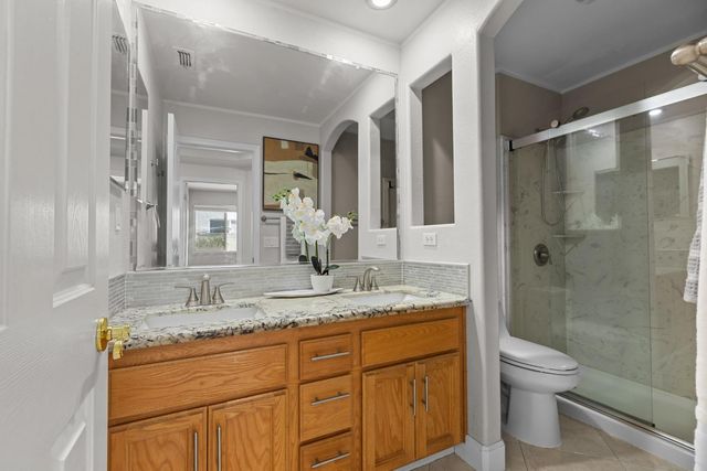 6616 Eskridge Way, Elk Grove, CA 95758