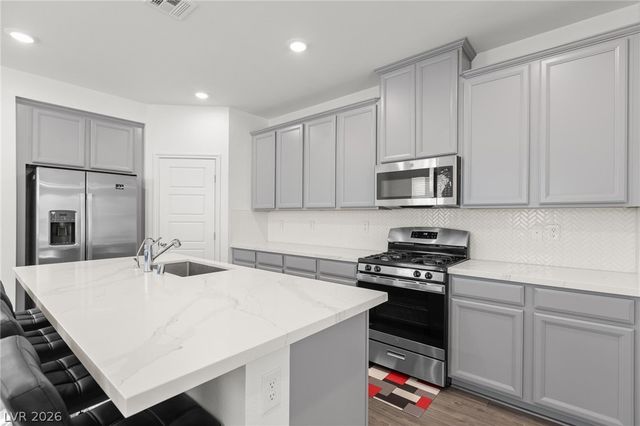 2828 Gaffer Film Street, Las Vegas, NV 89156