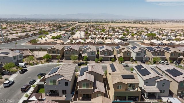 2828 Gaffer Film Street, Las Vegas, NV 89156
