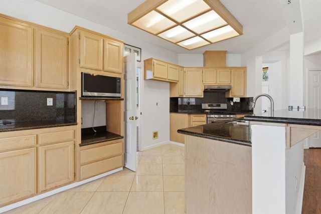 2236 NE Newport Ct, Discovery Bay, CA 94505