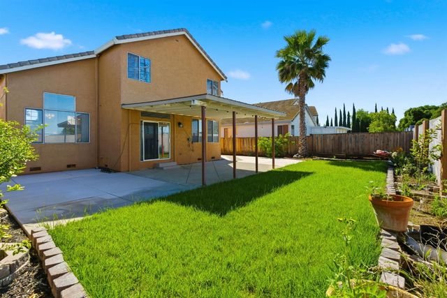 2236 NE Newport Ct, Discovery Bay, CA 94505
