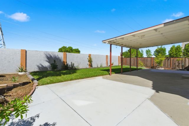 2236 NE Newport Ct, Discovery Bay, CA 94505