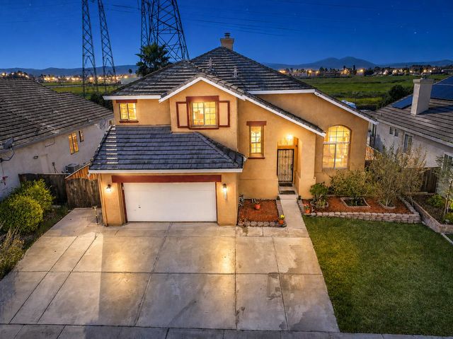 2236 NE Newport Ct, Discovery Bay, CA 94505