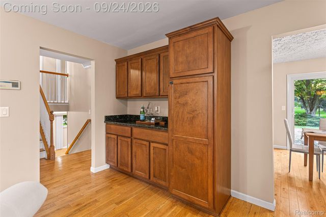 5055 Tyler Drive, Troy, MI 48085