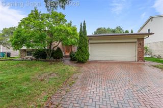 5055 Tyler Drive, Troy, MI 48085