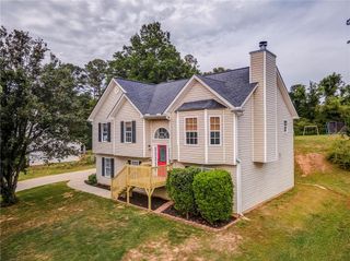 30 Kingston Pointe Drive, Kingston, GA 30145