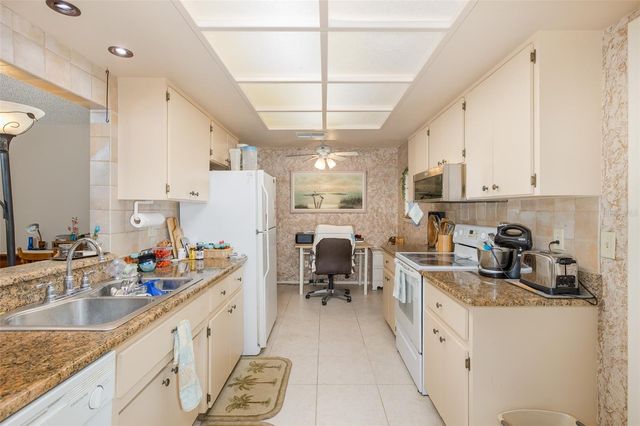 1428 SUMMER ISLE COURT, Dunedin, FL 34698
