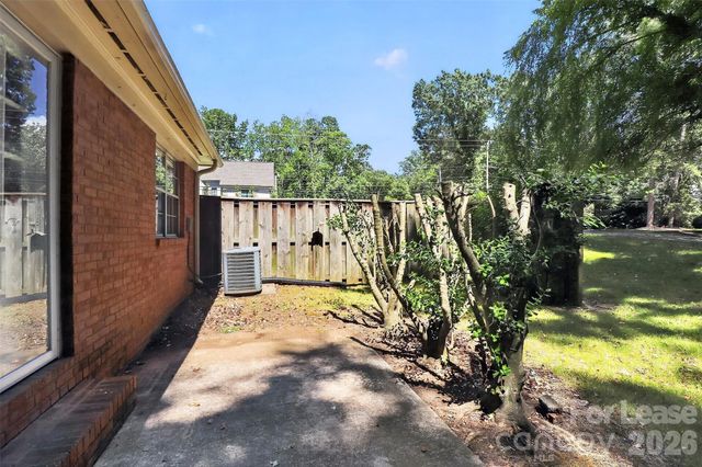 101 Cabell Way, Charlotte, NC 28211