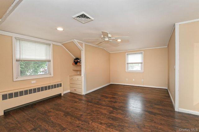 1238 Garden Place, Wantagh, NY 11793