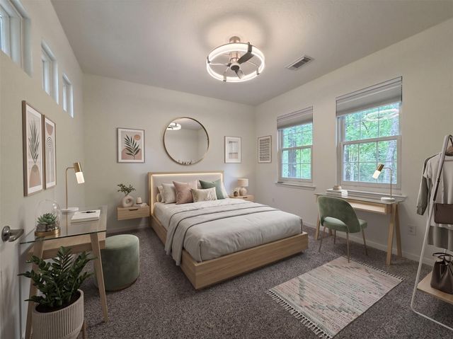 94 S Longsford Circle, The Woodlands, TX 77382