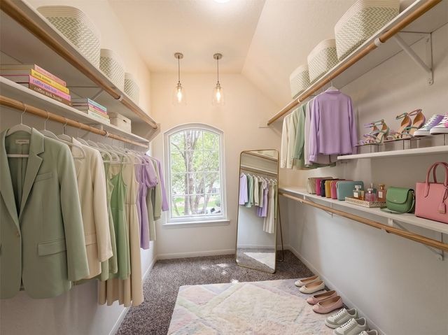 94 S Longsford Circle, The Woodlands, TX 77382