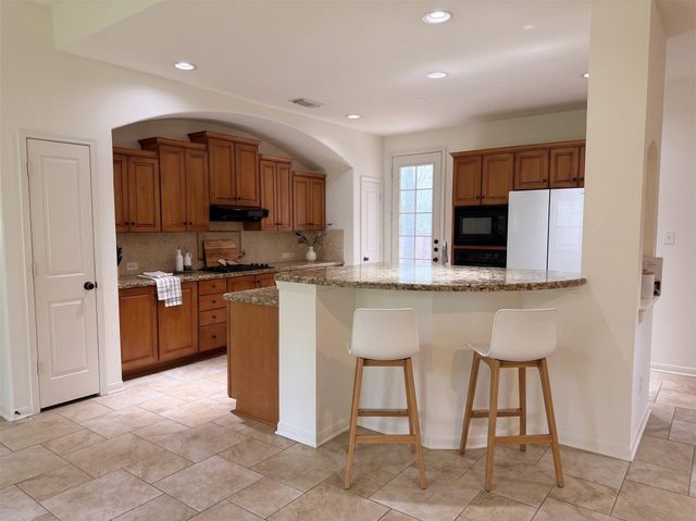 94 S Longsford Circle, The Woodlands, TX 77382