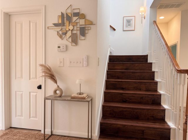 94 S Longsford Circle, The Woodlands, TX 77382