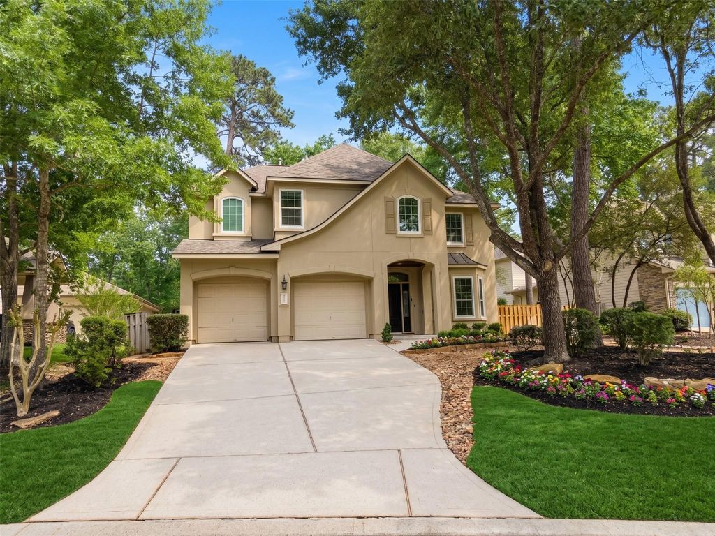 94 S Longsford Circle, The Woodlands, TX 77382