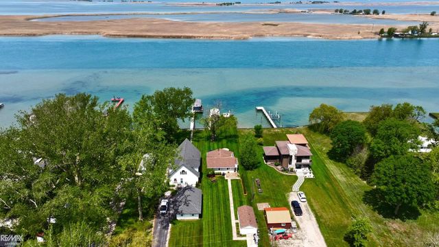 7054 Middle Channel Lane, Clay Twp, MI 48028