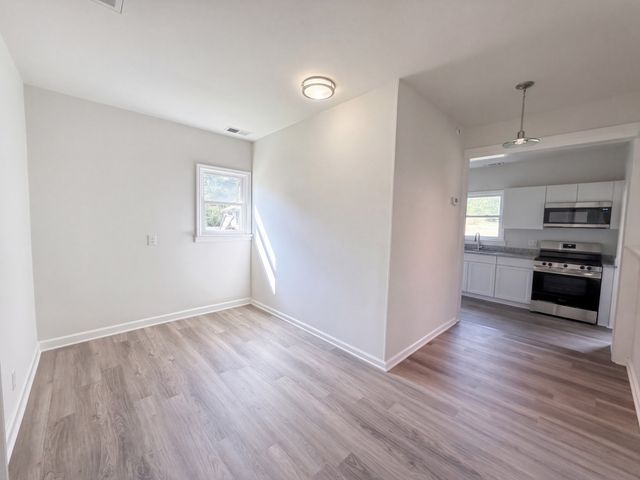 2545 W Mount Vernon Rd, Bethpage, TN 37022