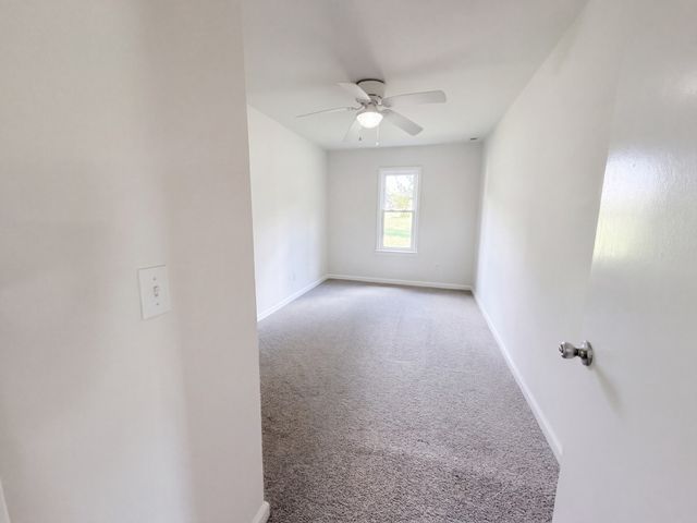 2545 W Mount Vernon Rd, Bethpage, TN 37022