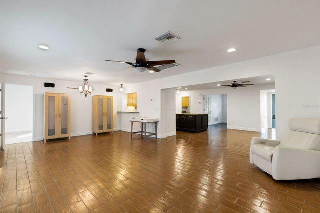 4324 EASTWOOD DRIVE, Sarasota, FL 34232