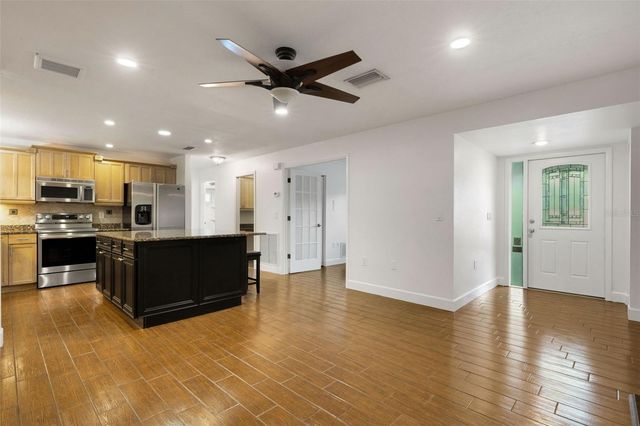 4324 EASTWOOD DRIVE, Sarasota, FL 34232