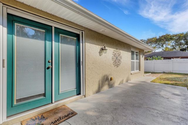 4324 EASTWOOD DRIVE, Sarasota, FL 34232