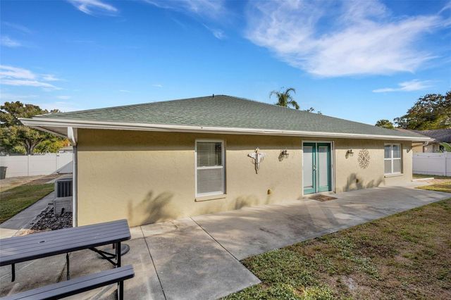 4324 EASTWOOD DRIVE, Sarasota, FL 34232